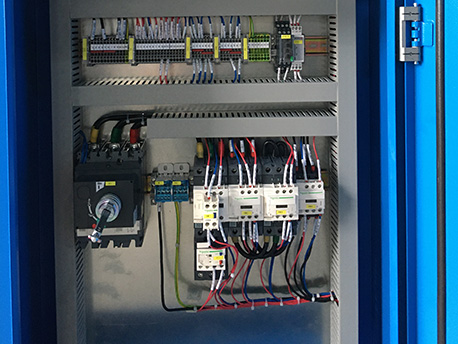 上?？諌簷CPLC控制柜案例