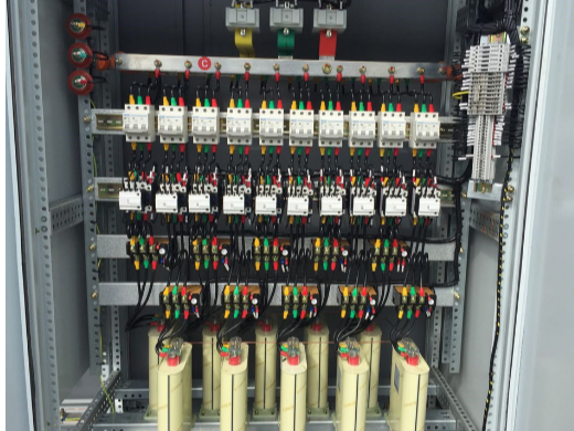 電容補(bǔ)償柜---客戶來訪記