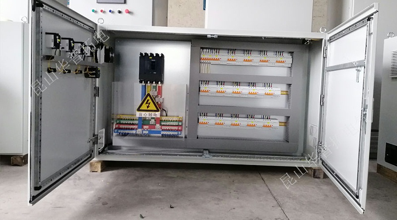 配電柜柜內(nèi)銅排布置 