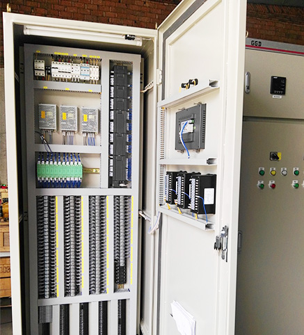 尾水輸送PLC控制柜