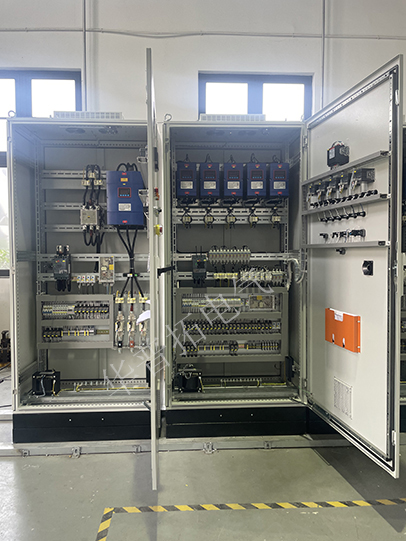 產品詳情 406x541 (2) 電加熱控制柜出口阿爾及利亞 .jpg