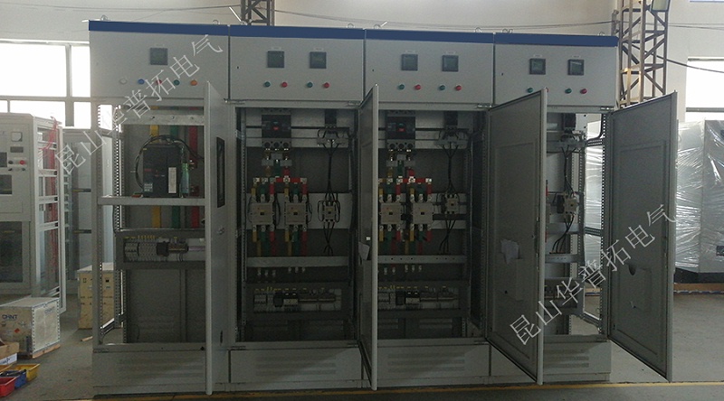 星三角啟動柜正面