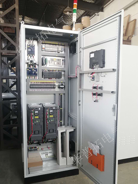 中央清掃系統(tǒng)變頻柜內(nèi)部布局