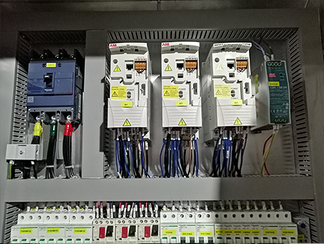 細(xì)格柵控制柜幫助污水處理系統(tǒng)清潔水源