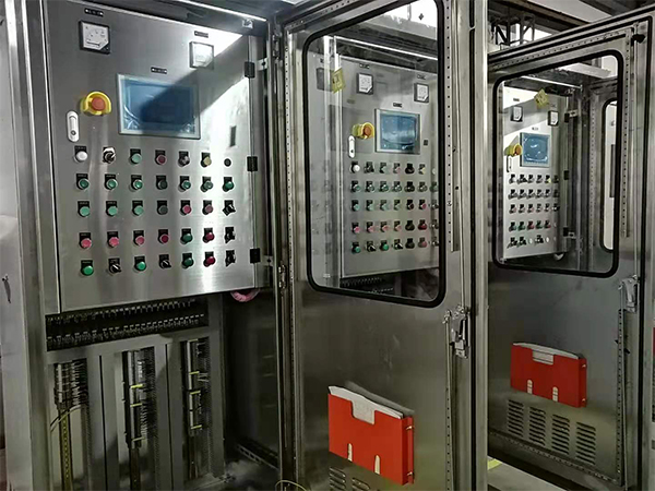 細格柵控制柜幫助污水處理系統(tǒng)清潔水源