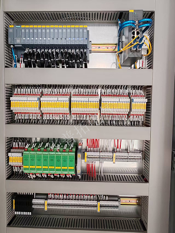 PLC控制柜接線布置圖 PLC控制柜接線布置圖