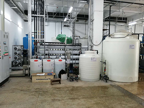 義烏環(huán)保公司純水PLC電控柜項(xiàng)目案例