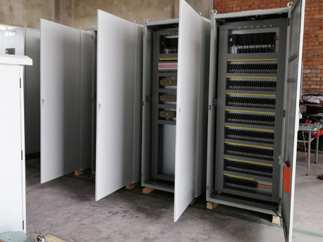 蘇州plc變頻控制柜外觀圖