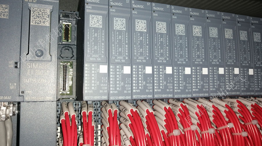 非標(biāo)定制電氣柜配電箱找華普拓電氣