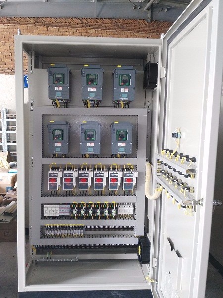 Schneider變頻器柜