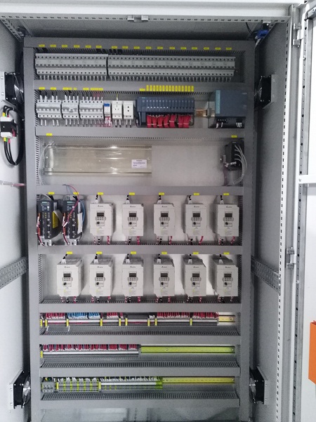 臺(tái)達(dá)變頻器柜