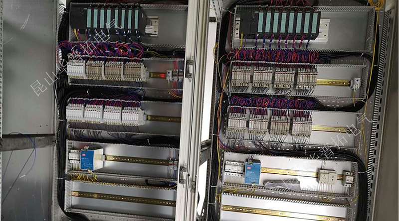 5天整改完工4臺(tái)plc電控柜