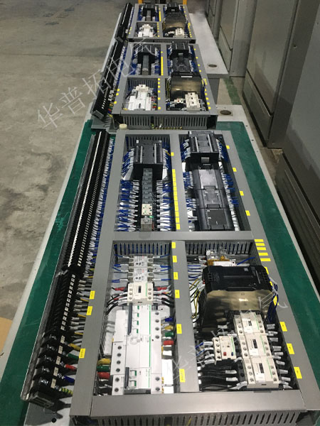 歐姆龍PLC控制盤1