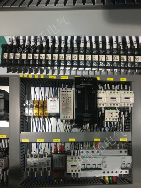 歐姆龍PLC控制盤