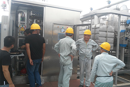 上海高砂廢氣處理防雨柜案例！