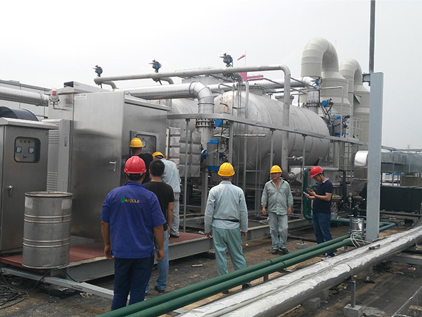上海高砂廢氣處理防雨P(guān)LC控制柜案例！