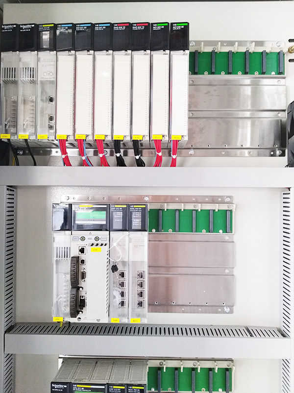 華普拓解說PLC變頻器控制柜的功能！
