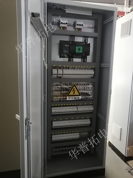 儀表盤電源柜前門