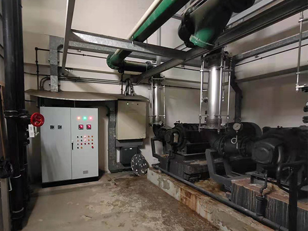 上海某商廈供水系統(tǒng)改造160KWABB軟起動柜